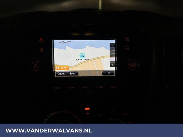 Peugeot BOXER 2.2BlueHDi 140pk L2H2 Euro6 Airco | Camera | Navigatie | Trekhaak Cruisecontrol, Parkeersensoren, Bijrijdersbank