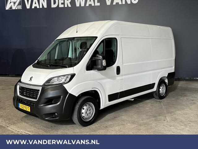 Peugeot BOXER 2.2BlueHDi 140pk L2H2 Euro6 Airco | Camera | Navigatie | Trekhaak Cruisecontrol, Parkeersensoren, Bijrijdersbank