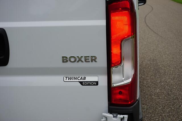 Peugeot BOXER 335 2.2 BlueHDi 140 L3H2 Premium DC Dubbele cabine |6-persoons |Airco |Camera |Cruise |3500 KG |EURO6D |Carplay |Twincab |Nieuw |Direct leverbaar