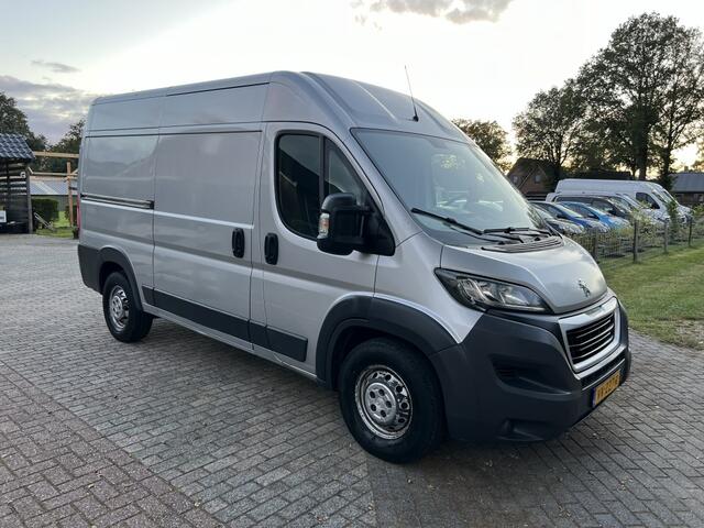 Peugeot BOXER 335 2.2 HDI L2H2 XR