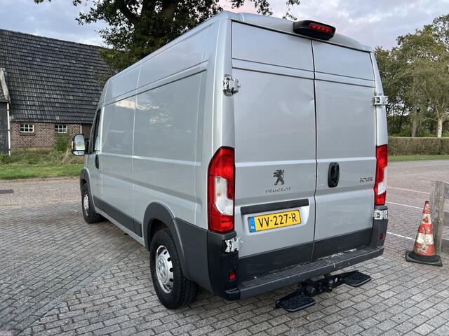 Peugeot BOXER 335 2.2 HDI L2H2 XR