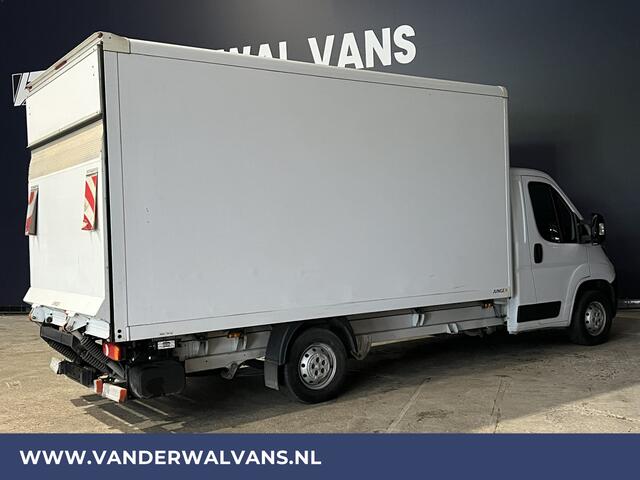 Peugeot BOXER 2.2 BlueHDi 141pk Bakwagen Laadklep Euro6 Airco | Bijrijdersbank