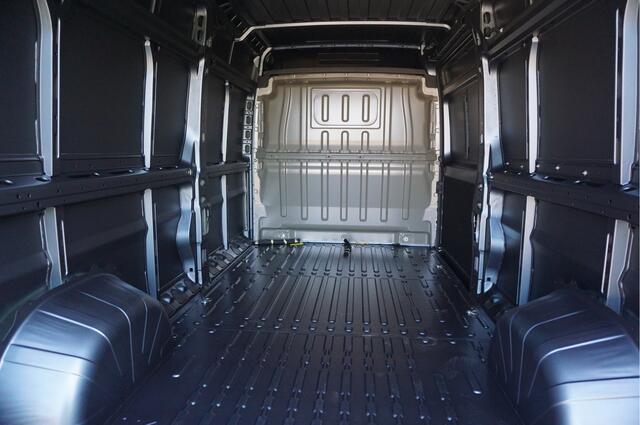 Peugeot BOXER 35+ Heavy 2.2HDI 180PK EAT8 Automaat L3H2 10" Navi, Climate. Camera, Cruise 270º Deur!! NR. 182