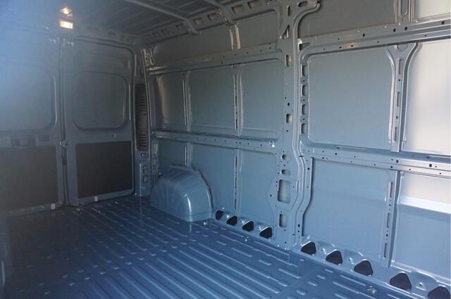 Peugeot BOXER 35+ Heavy 2.2HDI 180PK EAT8 Automaat L3H2 10" Navi, Climate. Camera, Cruise 270º Deur!! NR. 182