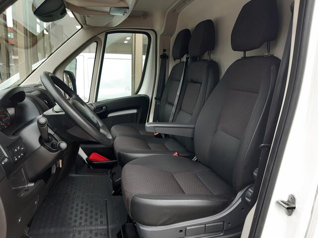 Peugeot BOXER 2.2 BlueHDi 140 Pk L2/H2 Airco Cruise Control Navigatie