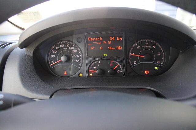 Peugeot BOXER 2.2 BlueHDi 165PK L3 3.5T | BAKWAGEN | IDEAAL ALS LOEMPIA KAR/SNACK WAGEN | NAVIGATIE | CLIMATE CONTROL | CRUISE CONTROL | DAB+ RADIO | GEVEERDE BESTUURDERSSTOEL | 3-ZITS | NIEUWE BUS! 2024 |