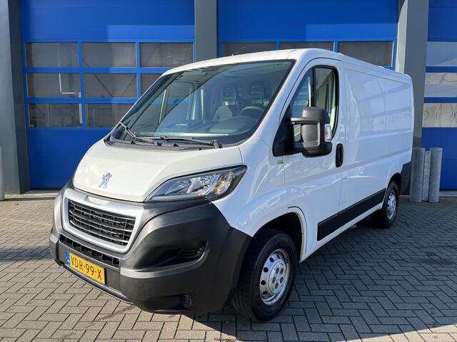 Peugeot BOXER 330 2.0 BlueHDI 110pK Airco/ Cruise/ Trekhaak/ L1H1/ Pro