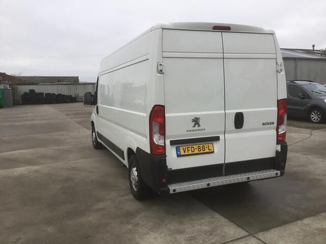 Peugeot BOXER 333 2.2 BlueHDi 120 L3H2 Premium Ombouw Camper Mogelijk Wanden en Deuren geisoleerd