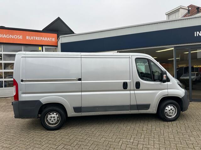 Peugeot BOXER 2.2 HDI 120 L2H1 â¬ 13.128,50 incl. BTW