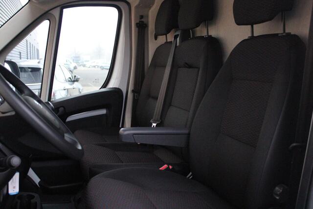 Peugeot BOXER 2.2 BlueHDi 140PK L2H2 3.3t | APPLE CARPLAY/ANDROID AUTO | ACHTERUITRIJ CAMERA | 3-ZITS | CRUISE CONTROL | ELEKTRISCH INKLAPBARE BUITENSPIEGELS | DAB+ RADIO | NIEUWE BUS! |