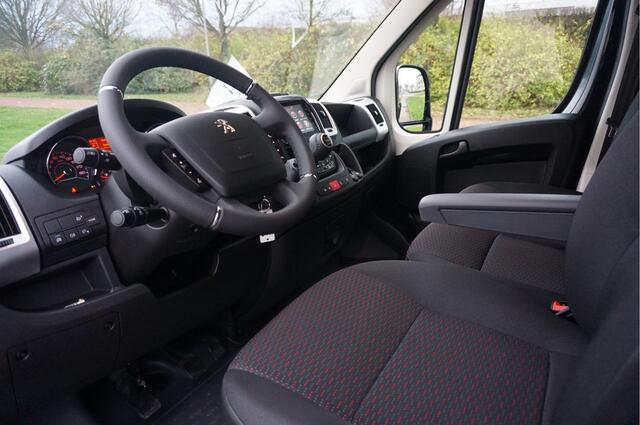 Peugeot BOXER 35 Heavy 2.2 140PK L3H2 Climate, Cruise, Navi, Camera, 2x Schuifdeur! NR. 715