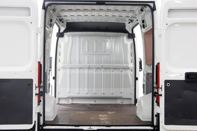 Peugeot BOXER 2.2 BlueHDi 120pk L2H2 Premium Airco/Navi/2x Schuifdeur 04-2021