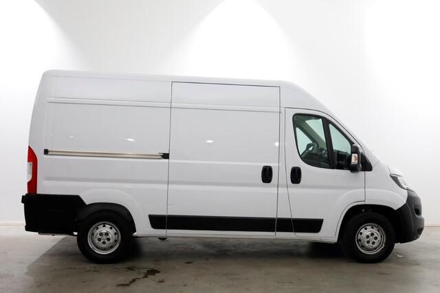 Peugeot BOXER 2.2 BlueHDi 120pk L2H2 Premium 2x Schuifdeur/Navi/Camera 12-2021