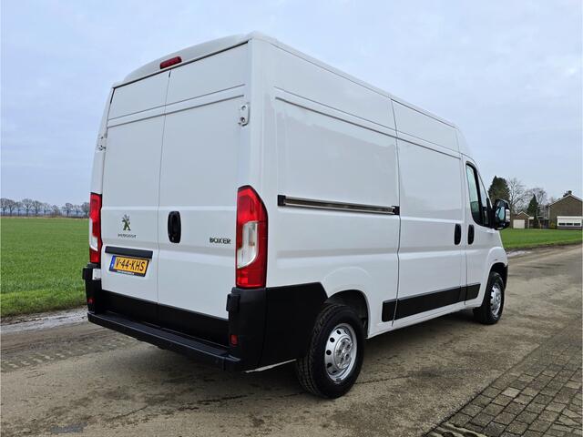 Peugeot BOXER 2.2 BlueHDi 140 L2 H2 3.5t - 140 Pk - Euro 6 - Navi - Climate Control - Cruise Control