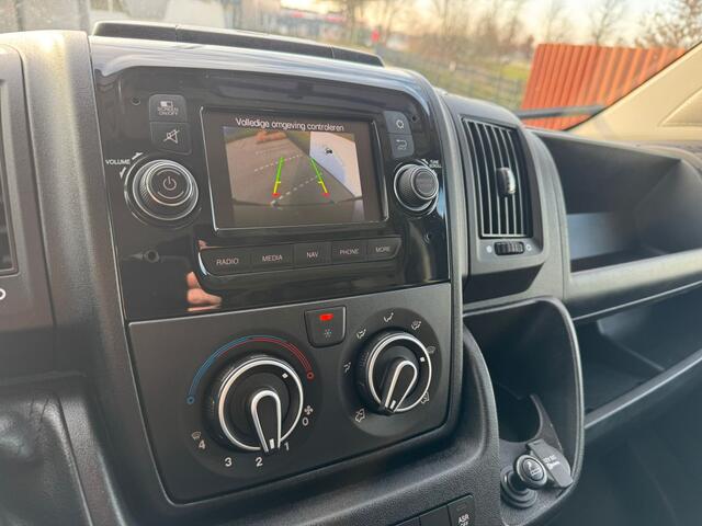 Peugeot BOXER 330 2.2 BlueHDi 120 L2H2 Premium Trekh/Navi/Camera/Cruise
