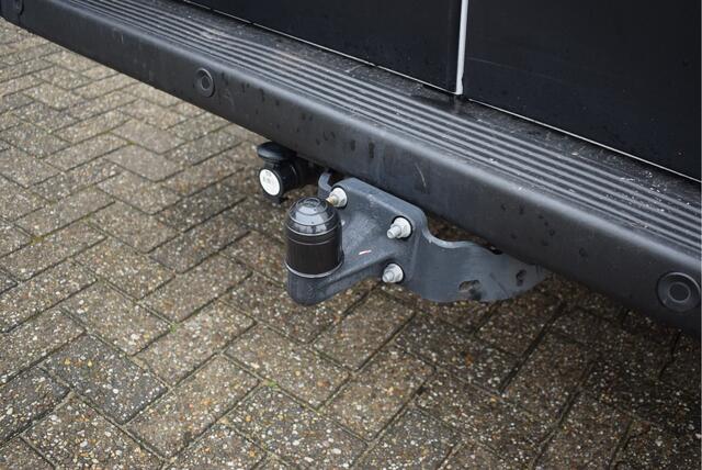 Peugeot BOXER 435 2.2 BlueHDi 165PK L2H2 Zwaar Premium | 3.5t | 3000kg trekgewicht | Camera