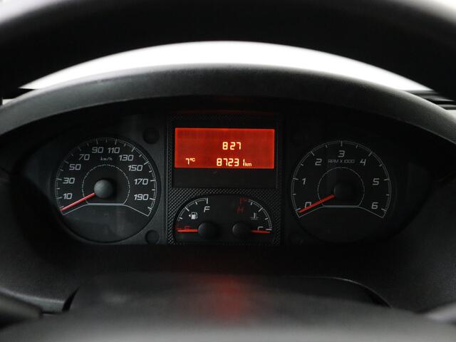 Peugeot BOXER 2.0BlueHDI 160PK Bakwagen 4.88 Laadlengte | Navigatie | Airco | Bijrijdersbank