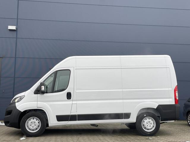 Peugeot BOXER 2.2 BlueHDi L2H2 Zwaar 3.5t 165 PK | Handgeschakeld | | Multifunctioneel Stuurwiel | Camera | Ramen rondom | Navigatie | All season banden | Verzwaarde vering | Nieuw uit voorraad