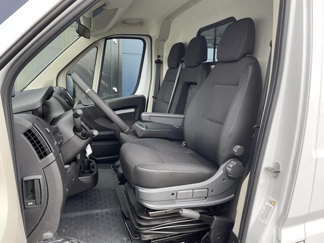 Peugeot BOXER 2.2 BlueHDi L2H2 Zwaar 3.5t 165 PK | Handgeschakeld | | Multifunctioneel Stuurwiel | Camera | Ramen rondom | Navigatie | All season banden | Verzwaarde vering | Nieuw uit voorraad