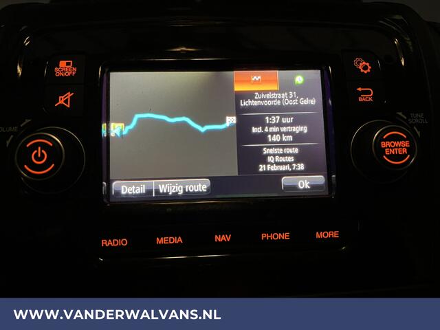 Peugeot BOXER 2.2 BlueHDi 141pk L2H1 Euro6 Airco | Navigatie | Camera | Cruisecontrol | imperiaal, 2500kg trekhaak, parkeersensoren, bijrijdersbank, trap