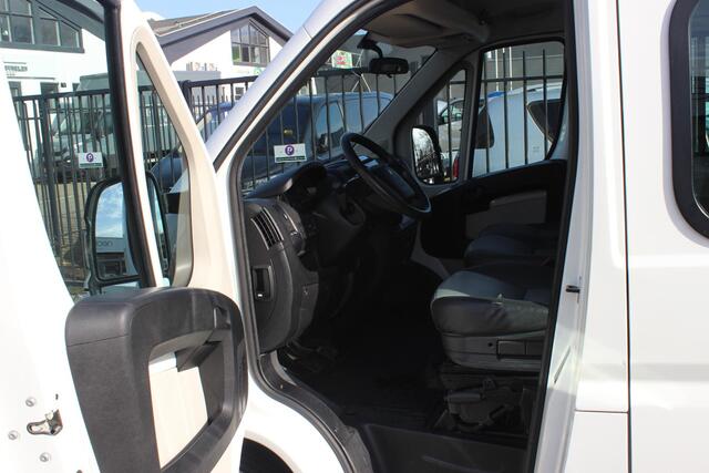 Peugeot BOXER 333 2.0 BlueHDI L2H1 7-persoons! DC