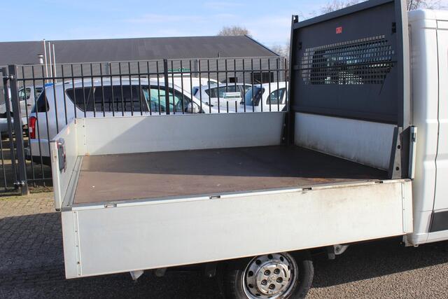 Peugeot BOXER 333 2.0 BlueHDI L2H1 7-persoons! DC