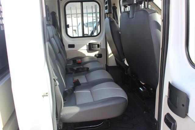 Peugeot BOXER 333 2.0 BlueHDI L2H1 7-persoons! DC