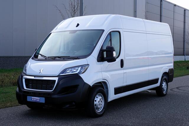 Peugeot BOXER 2.2 BlueHDi 140 L3H2 3.5t Nieuwstaat |Betimmering |Airco |Cruise |Camera |Dode-hoek sensoren |Parkeersensoren |Carplay |Android auto |3500 KG |EURO6D |1e eigenaar