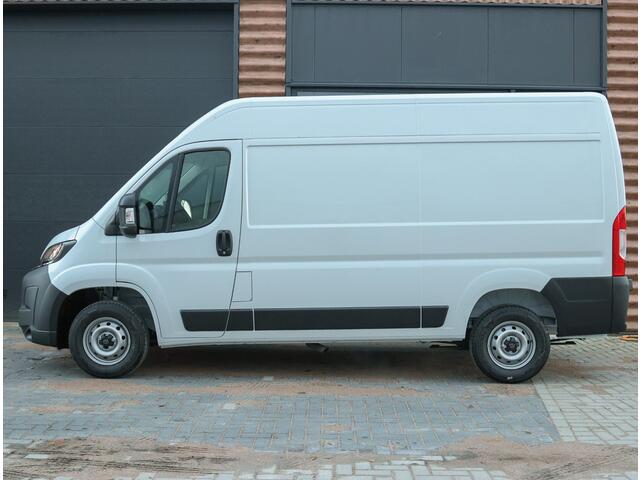 Peugeot BOXER 2.2 BlueHDi 140 S&S L2H2 3.5t | incl. ¤ 7.195,- ex. BTW korting |