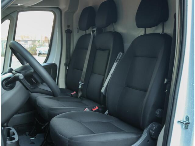 Peugeot BOXER 2.2 BlueHDi 140 S&S L2H2 3.5t | incl. ¤ 7.195,- ex. BTW korting |