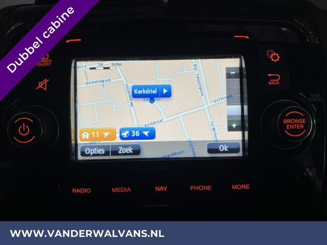 Peugeot BOXER 2.0 BlueHDI 131pk L2H2 Inrichting Dubbele Cabine Euro6 Airco | 6-Zits | 2500kg Trekhaak | camera, navigatie, LED, cruiscontrol, parkeersensoren