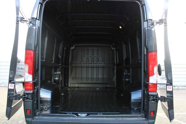 Peugeot BOXER 35+ L3H2 BlueHDI 180PK AUTOMAAT NAVI CARPLAY