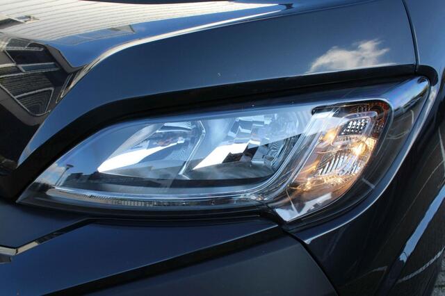 Peugeot BOXER 35+ L3H2 BlueHDI 180PK AUTOMAAT NAVI CARPLAY