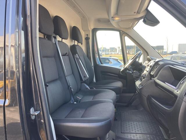 Peugeot BOXER 335 2.2 BlueHDi 165 L2H2 Asphalt | Trekhaak | Luxe Boxer | Zwart | Parkeer camera |