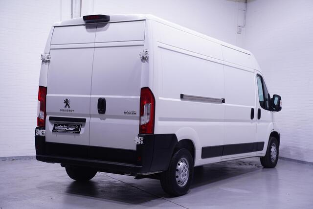 Peugeot BOXER 2.2 BlueHDi 140 pk L3H2 Navi, Camera, PDC achter Airco, Cruise Control, Laadruimte Pakket, 270 Graden Deuren, 3-Zits