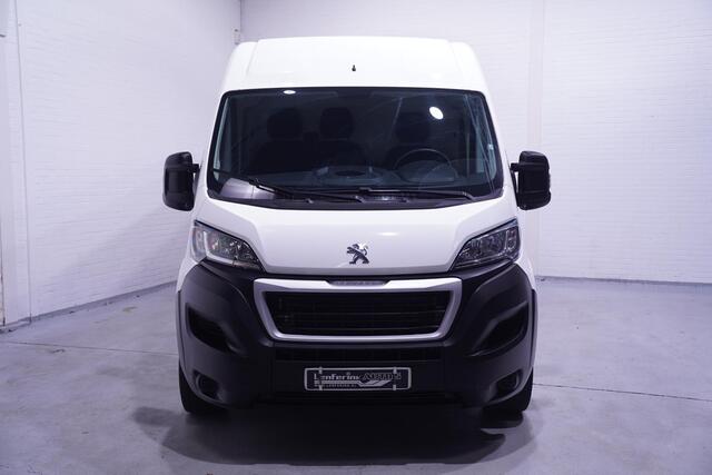 Peugeot BOXER 2.2 BlueHDi 140 pk L3H2 Navi, Camera, PDC achter Airco, Cruise Control, Laadruimte Pakket, 270 Graden Deuren, 3-Zits