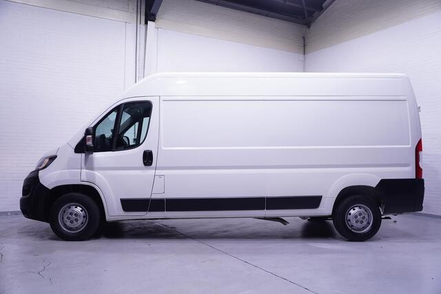 Peugeot BOXER 2.2 BlueHDi 140 pk L3H2 Navi, Camera, PDC achter Airco, Cruise Control, Laadruimte Pakket, 270 Graden Deuren, 3-Zits