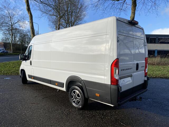 Peugeot BOXER GB L4H2 2.2 BlueHDi 180pk EAT8 AUTOMAAT | GEEN BPM | 3.5T ZWAAR| Passagiersstoel | Trekhaak | Full LED | Adaptive cruise control | Multimedia | NAVI | Apple CarPlay / Android Auto