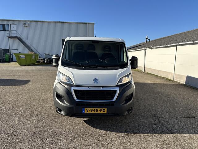 Peugeot BOXER 330 2.0 BlueHDI L2H1 Premium