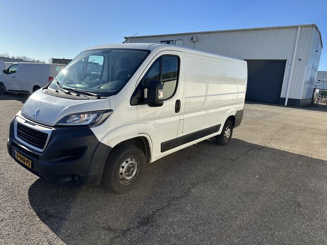 Peugeot BOXER 330 2.0 BlueHDI L2H1 Premium