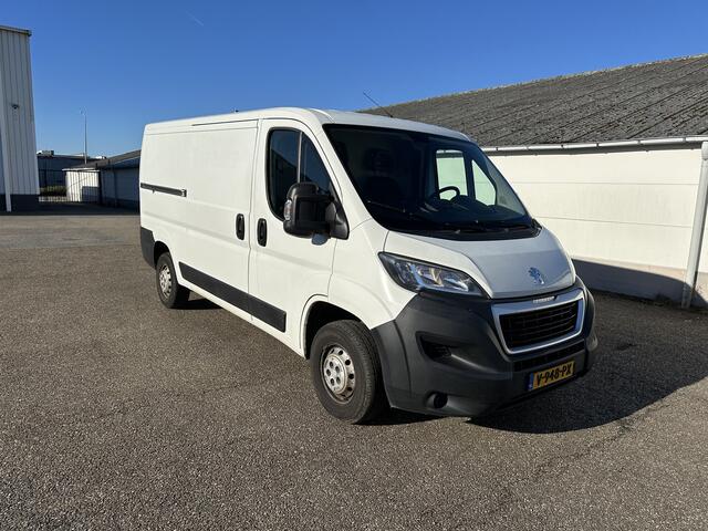 Peugeot BOXER 330 2.0 BlueHDI L2H1 Premium