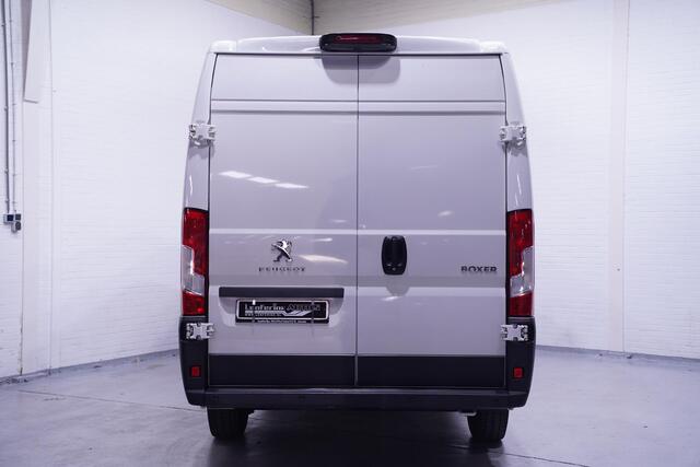 Peugeot BOXER 2.2 BlueHDi 165 pk L4H2 v.a. 299,- p/m Navi Camera, 270 Graden Deuren, Laadruimte Pakket, PDC achter, 3-Zits