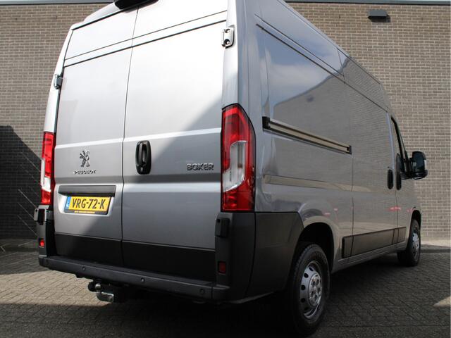 Peugeot BOXER 330 2.2 BlueHDi 140 L2H2 Asphalt CruiseControl, Trekhaak, Airco, Navigatie, Achteruitrijcamera, DAB Radio