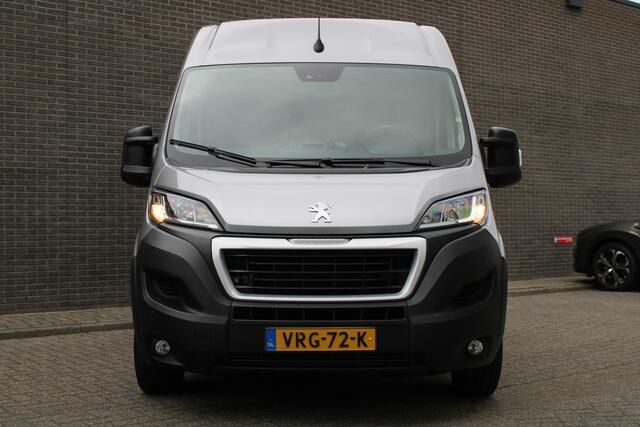 Peugeot BOXER 330 2.2 BlueHDi 140 L2H2 Asphalt CruiseControl, Trekhaak, Airco, Navigatie, Achteruitrijcamera, DAB Radio