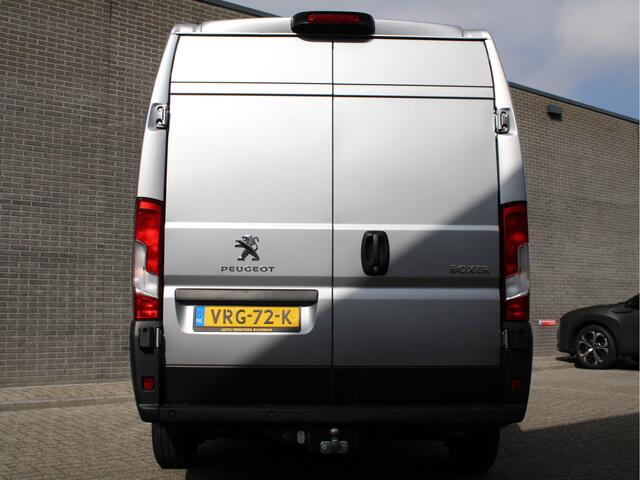 Peugeot BOXER 330 2.2 BlueHDi 140 L2H2 Asphalt CruiseControl, Trekhaak, Airco, Navigatie, Achteruitrijcamera, DAB Radio