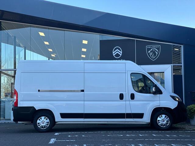 Peugeot BOXER 333 2.0 BlueHDI 130pk L3H2 Premium Pack | Erg Netjes! | Navigatie | Cruise Control | Climate Control | Parkeercamera/-sensoren | Trekhaak |