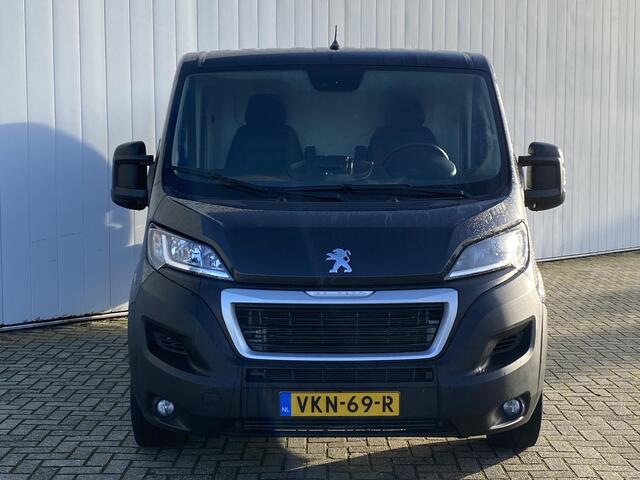 Peugeot BOXER 330 2.2 BlueHDi 120 L2H1 Asphalt | Weinig kilometers | Leder | Navigatie | Achteruitrijcamera | Trekhaak | Lichtmetalen velgen