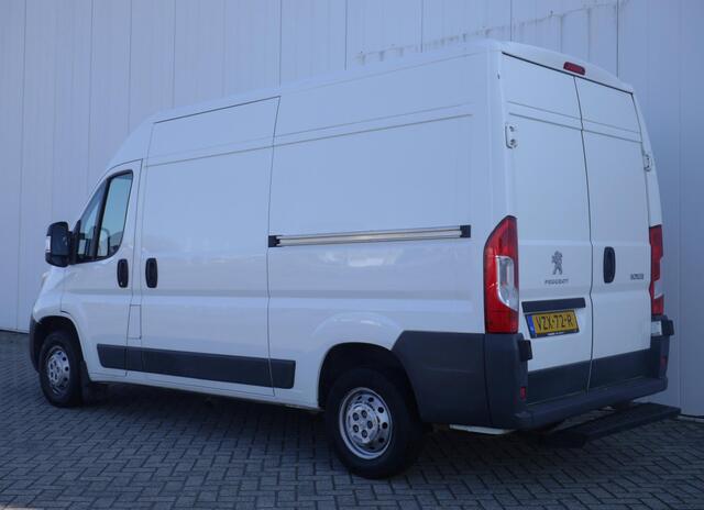 Peugeot BOXER 335 2.0 BlueHDI L2H2 Pro 130 PK | 2-Zits | Cruise Control | Airco | Electrische Ramen Voor | Electrische Vertelbare Buitenspiegels | Laadruimte Pakket