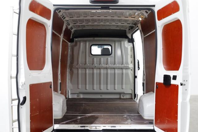 Peugeot BOXER 2.2 BlueHDi 120pk L2H2 Premium Airco/Navi 08-2020