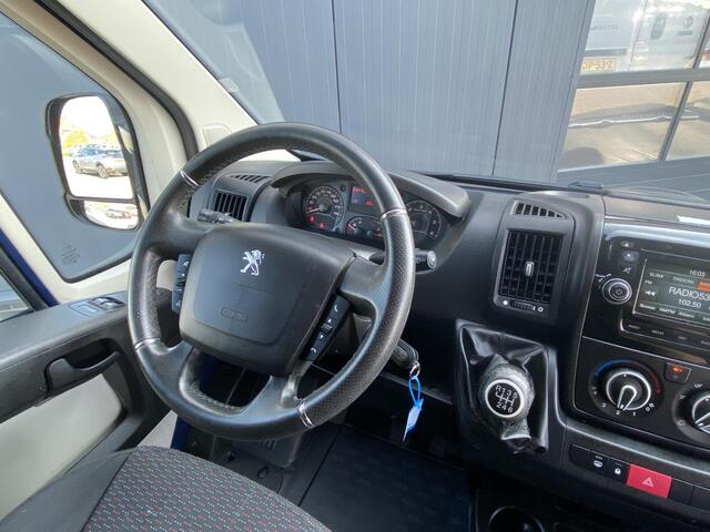 Peugeot BOXER 333 2.0 BlueHDI L2H1 Premium | Trekhaak | Navigatie | Standkachel | Verzwaarde vering | Achteruitrijcamera | Bluetooth | Weinig kilometers!